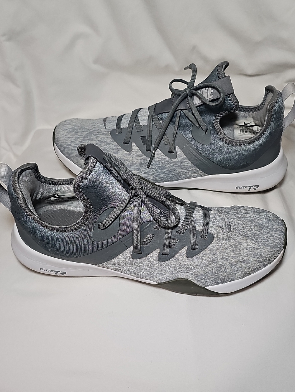Nike Men's Gray and Dark Gray Athletic Shoes